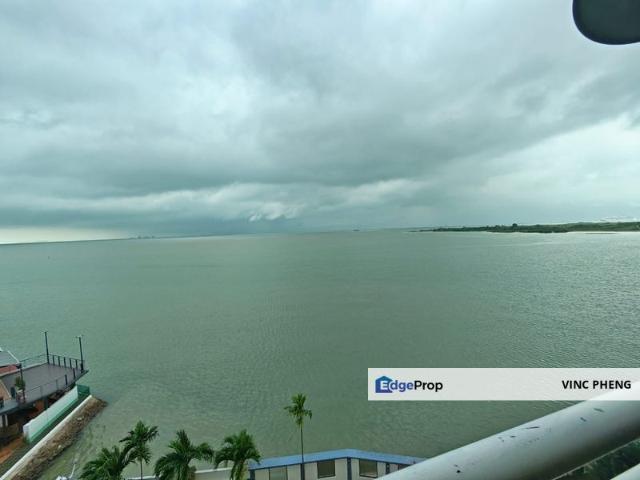Condominium for sale in Malaka