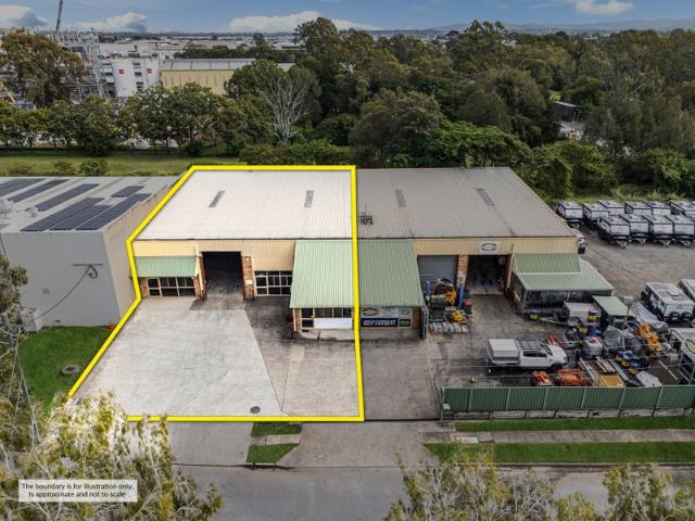 Warehouse for rent in Toombul, Queensland