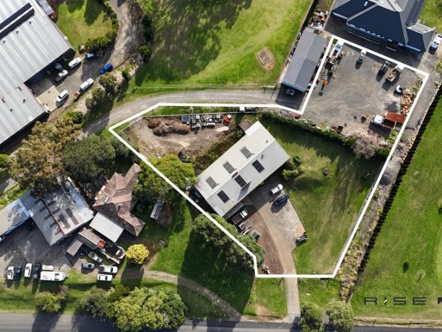 Warehouse for sale in Wollongong West, New South Wales