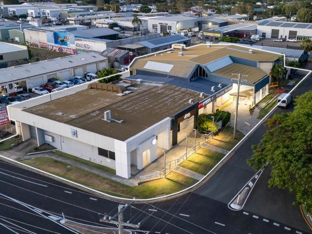 Warehouse for rent in Toombul, Queensland