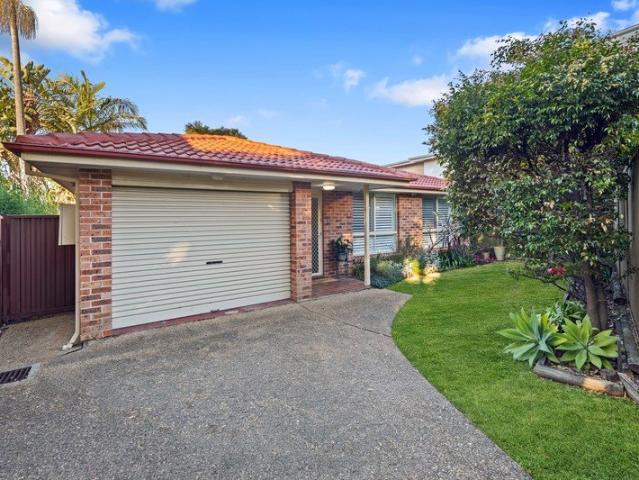 Villa for sale in Sydney, New South Wales