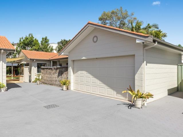 Villa for sale in Sutherland, New South Wales