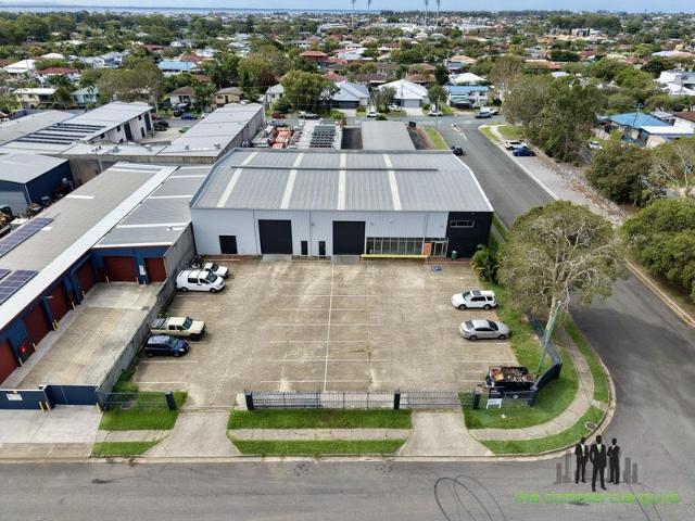 Warehouse for rent in Toombul, Queensland