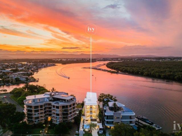 Apartment for sale in Paradise Point, Gold Coast City
