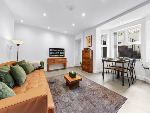 Apartment for rent in London Borough of Hackney, Greater London