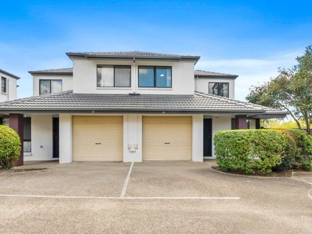 Townhouse for sale in Toombul, Queensland