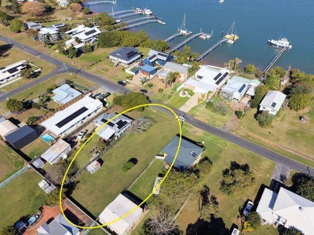 Land for sale in Burnett Heads, Queensland