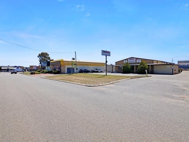 Warehouse for sale in Midvale, Shire of Mundaring