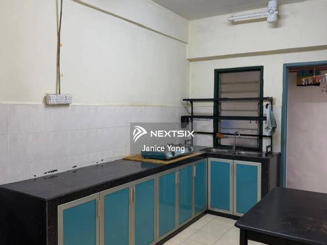 Shop for rent in Georgetown, Penang