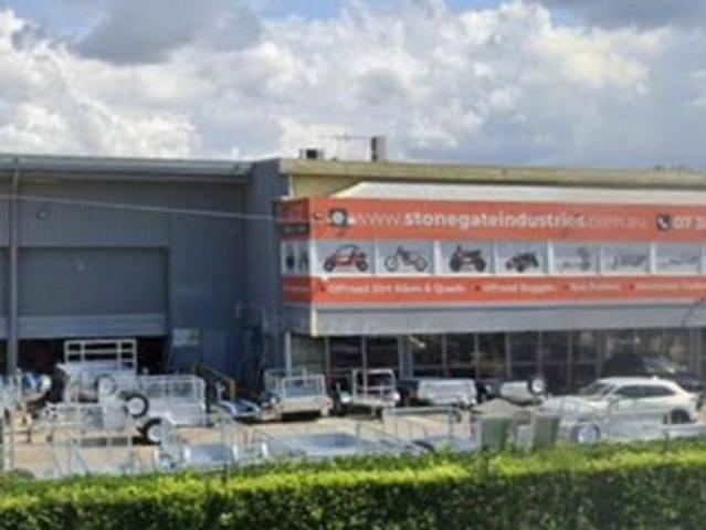 Warehouse for rent in Toombul, Queensland