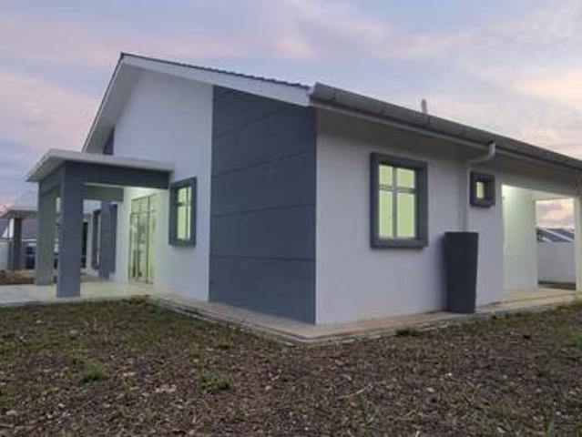 Bungalow for rent in Wellesley, Penang