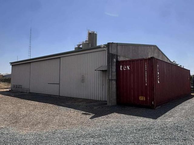 Warehouse for rent in Shepparton, Victoria