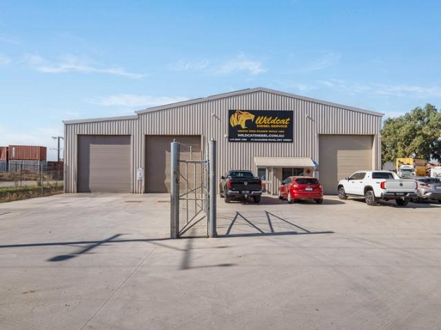 Warehouse for sale in Horseshoe Creek, South Australia