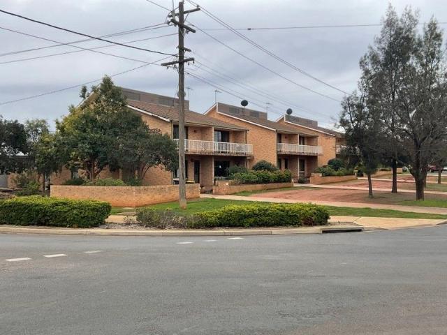 Flat for sale in Griffith, New South Wales