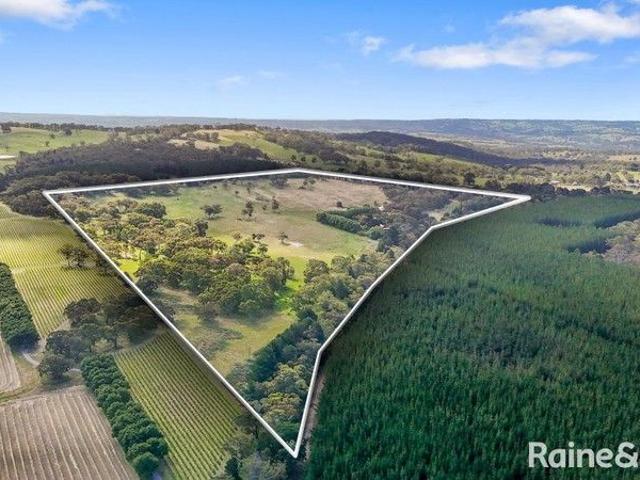 Cottage for sale in Horseshoe Creek, South Australia