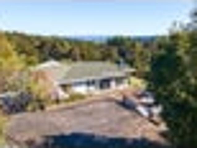 House for sale in Paremoremo