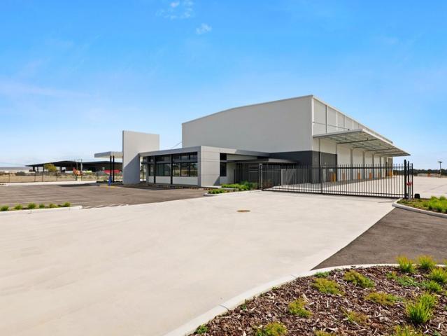 Warehouse for rent in Hazelmere, Western Australia