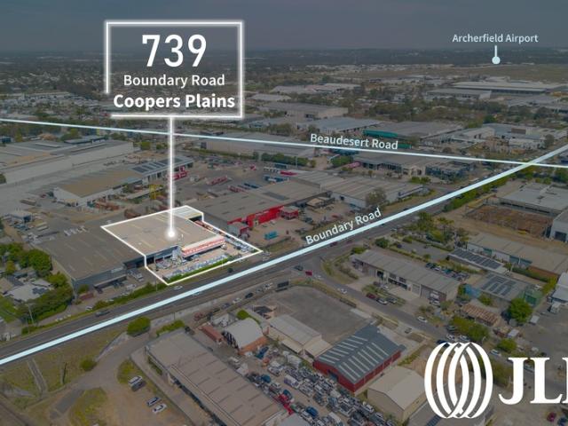 Warehouse for rent in Toombul, Queensland