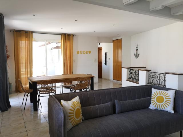 Maison vente à Nîmes, Le Grau-du-roi