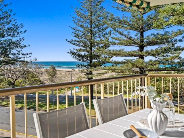 Apartment for sale in Bilinga, Gold Coast City