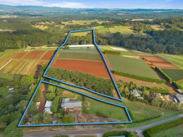 Cottage for sale in Camerons Creek, Victoria