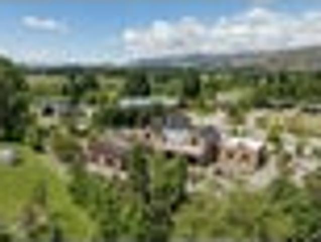 House for sale in Otakou
