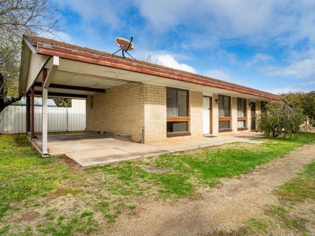 Flat for sale in Culcairn