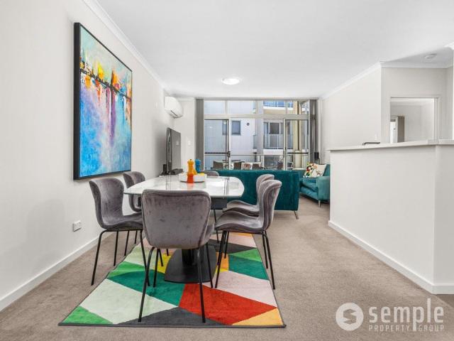 Apartment for sale in Success, Western Australia
