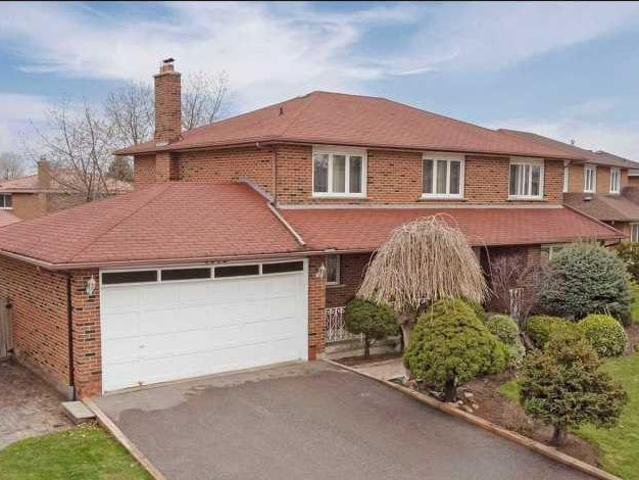 House for sale in Mississauga, Ontario