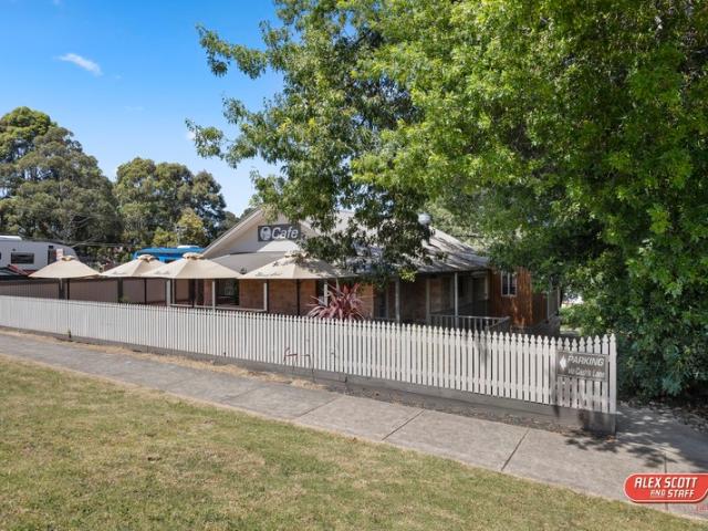 Retail for rent in Leongatha, Victoria