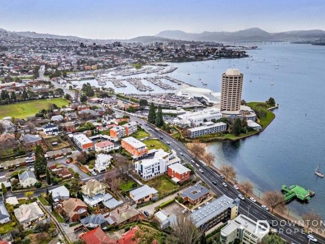 House for sale in Sandy Bay