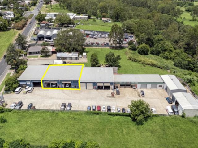Warehouse for rent in Toombul, Queensland