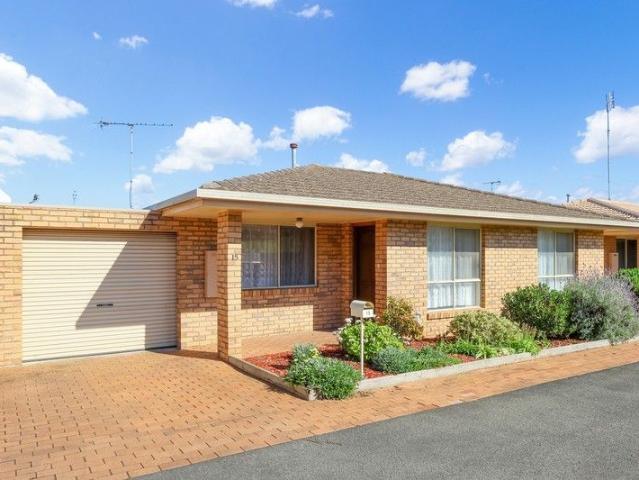 Apartment for sale in Portland, Victoria