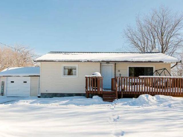 House for sale in Winnipeg, Manitoba