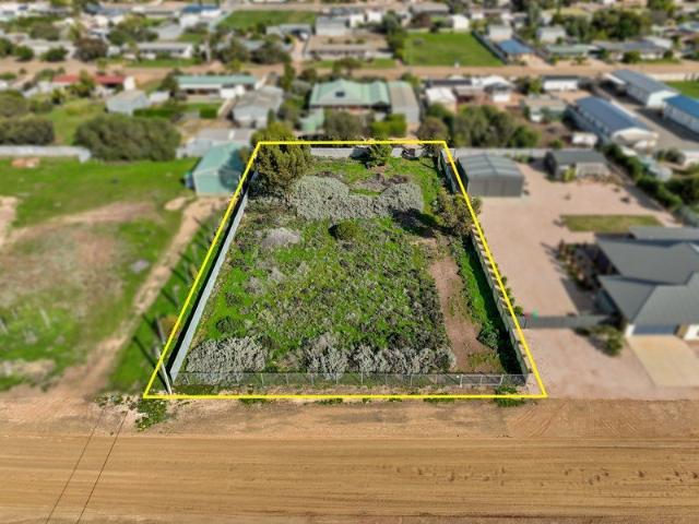 Land for sale in Moonta Bay, Copper Coast Council