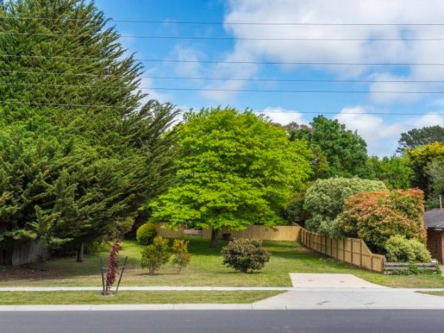 Land for sale in Woodend, Victoria