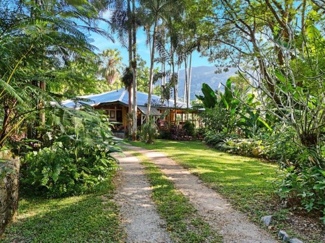 House for sale in Whyanbeel, Queensland