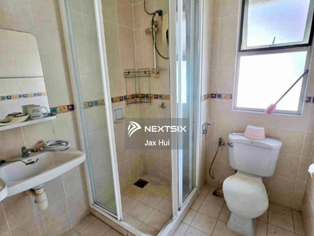 Residential House for sale in Kuching