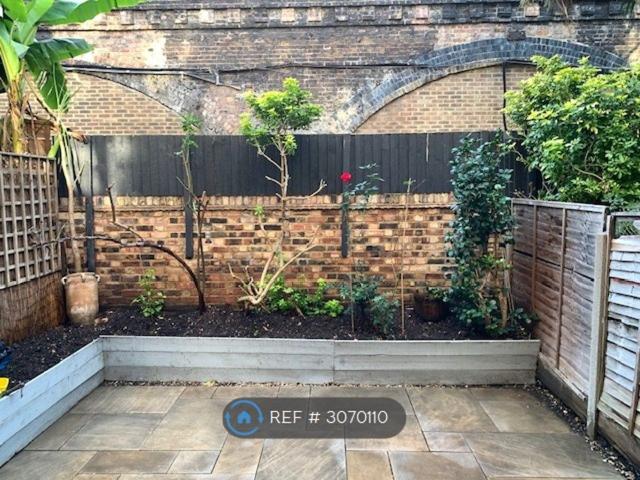 Apartment for rent in London Borough of Hammersmith and Fulham, Greater London