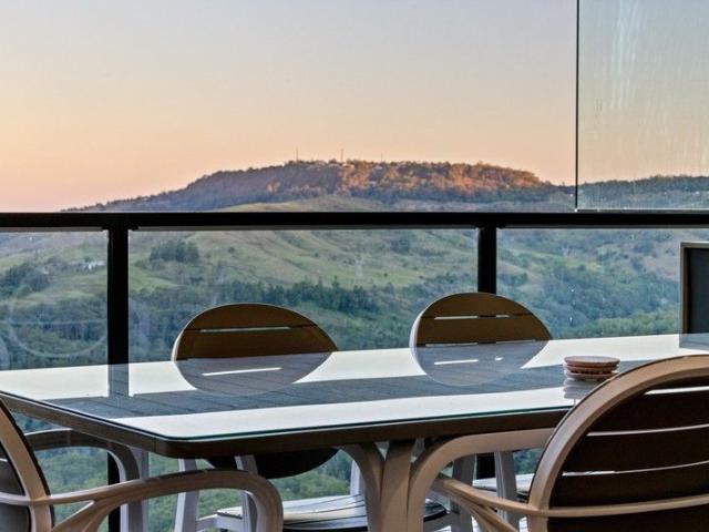 Cottage for sale in Kings Creek, Queensland