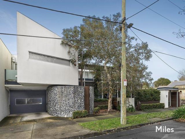 Townhouse for sale in Camerons Creek, Victoria