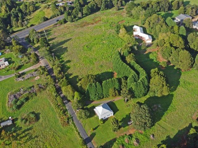 Cottage for sale in Robertson, New South Wales