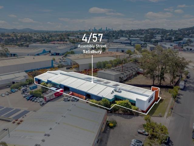 Warehouse for sale in Toombul, Queensland