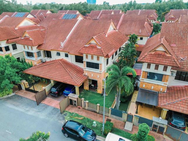 Residential House for sale in Petaling, Subang Jaya