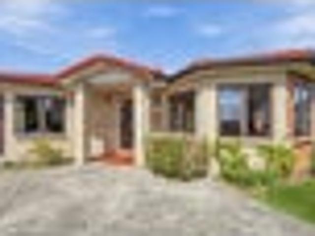 House for sale in Blockhouse Bay, Oroua County
