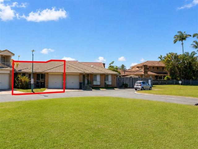 Townhouse for sale in Toombul, Queensland