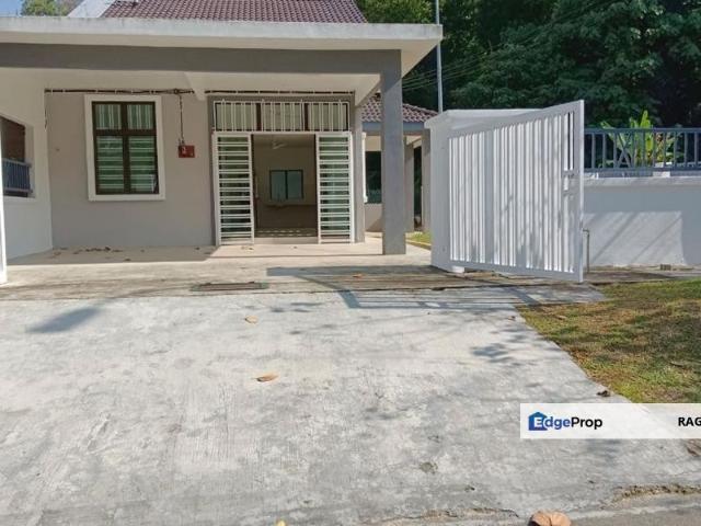 House for sale in Sendayan Village, Negeri Sembilan