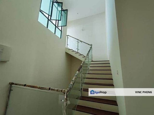 House for sale in Malaka