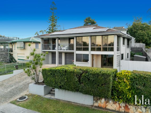 Townhouse for sale in Toombul, Queensland