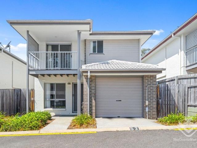 Townhouse for sale in Eight Mile Plains, Greater Brisbane